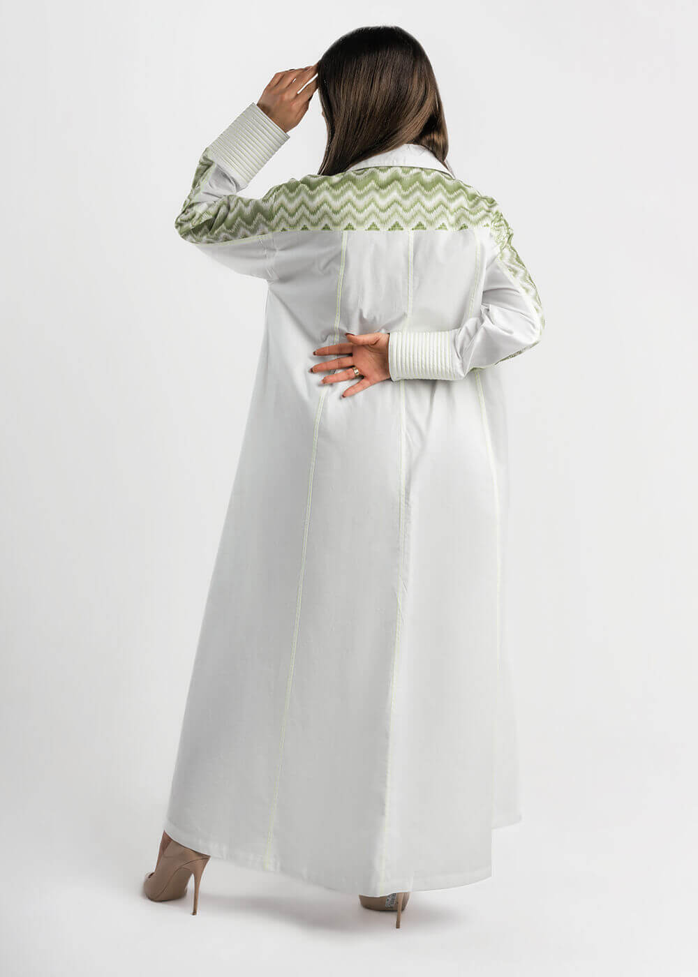 23SS1TB697305 Multi-Color Long White Shirt With Shoulder Pattern For Women
