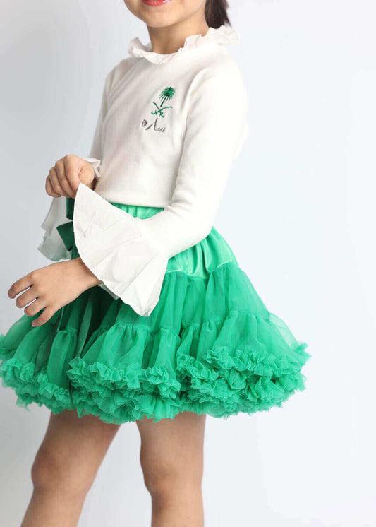 بلوزة بيضاء بأكمام وياقة بيضاء للبنات (مع تطريز الاسم)