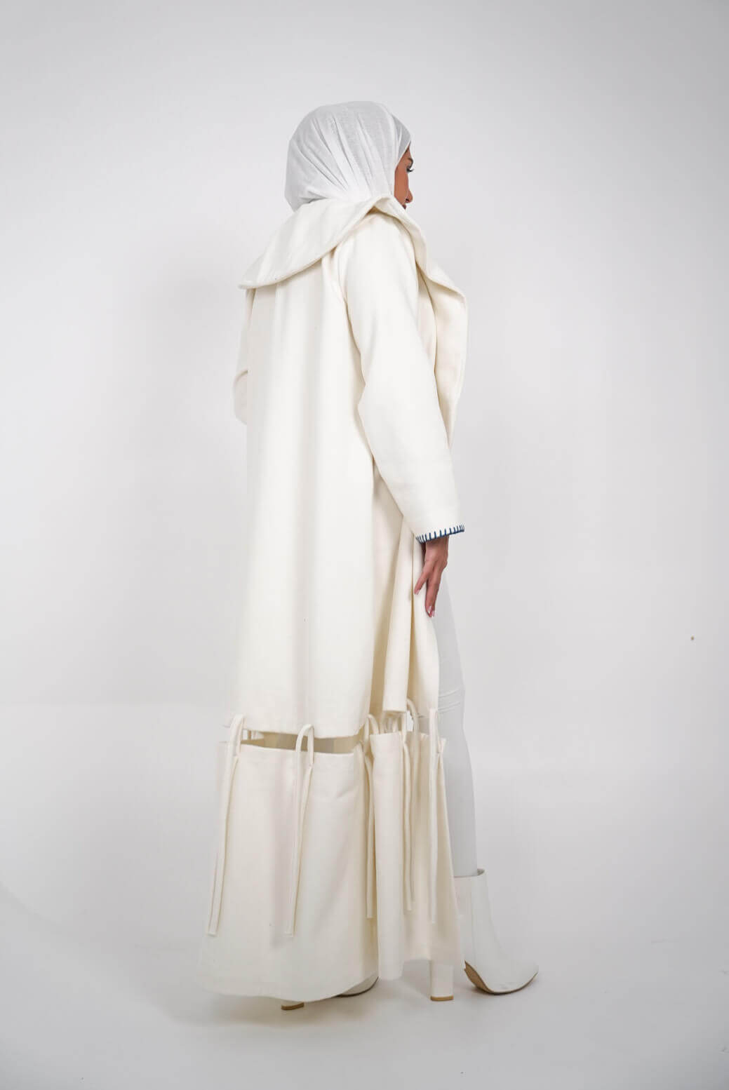 7464 off-white Furwa For Women FW1-23