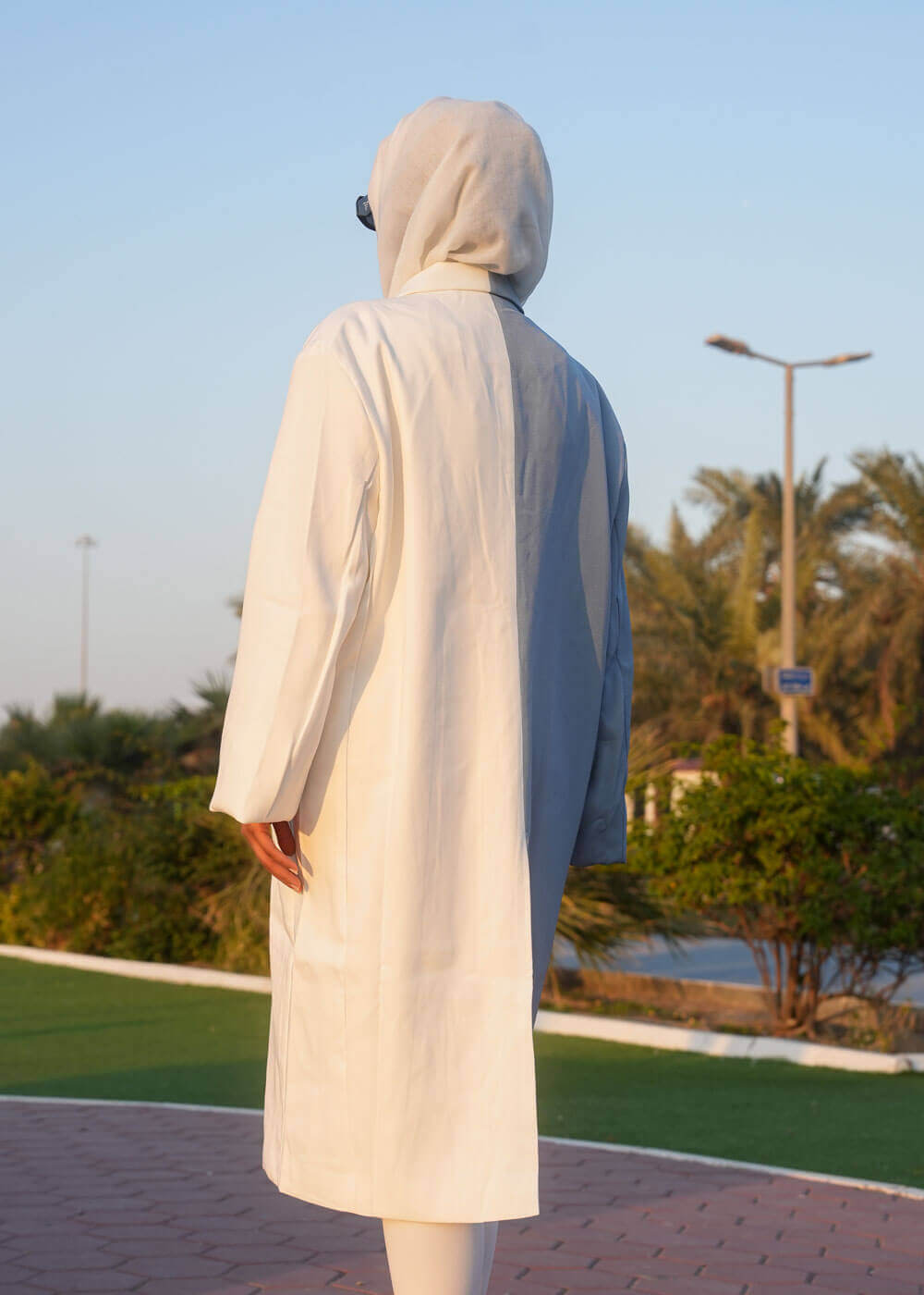 7452 جاكيت أزرق وأبيض للنساء FW2-23