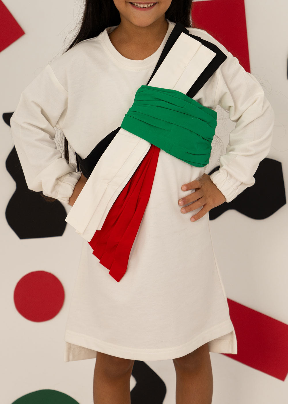 7474 تي شيرت أبيض مع حزام ملون للكويت اليوم الوطني للبنات KND-24