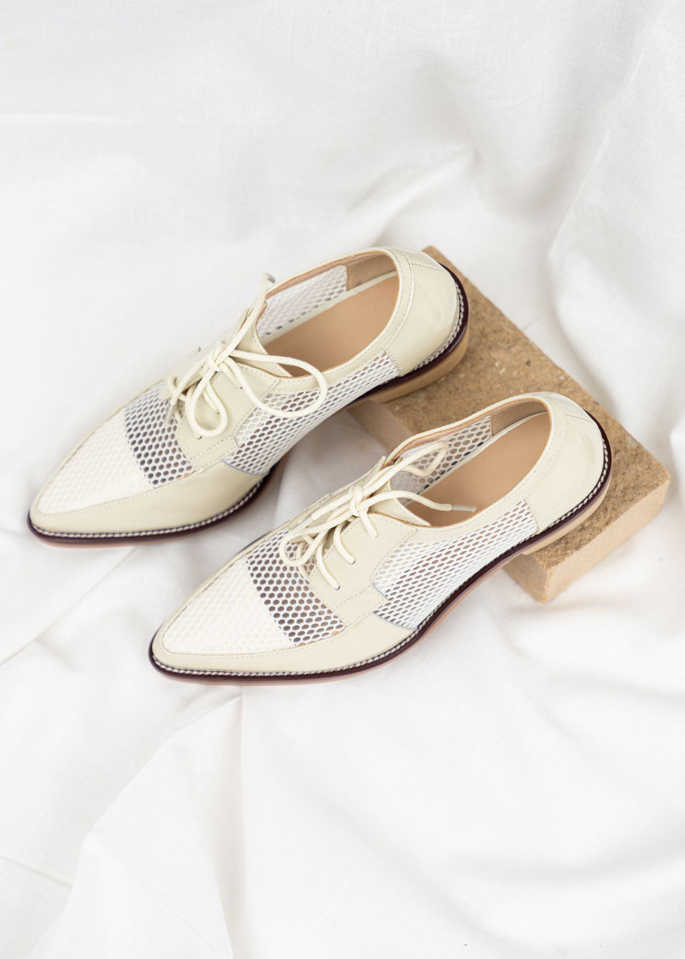 7368 White Netted Shoe For Women SS0-24