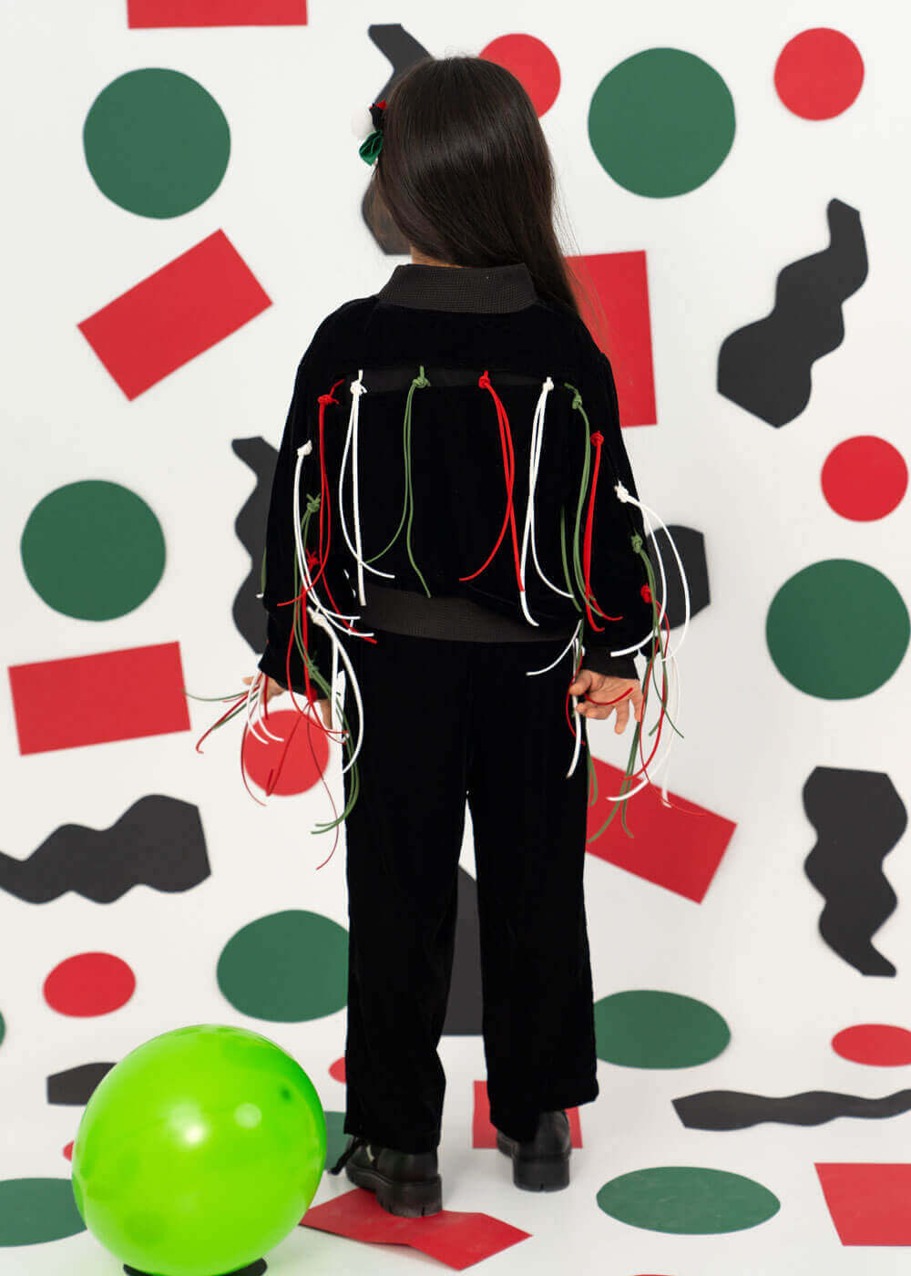 7539 طقم أسود من أعلى وأسفل للفتيات لليوم الوطني KND-24