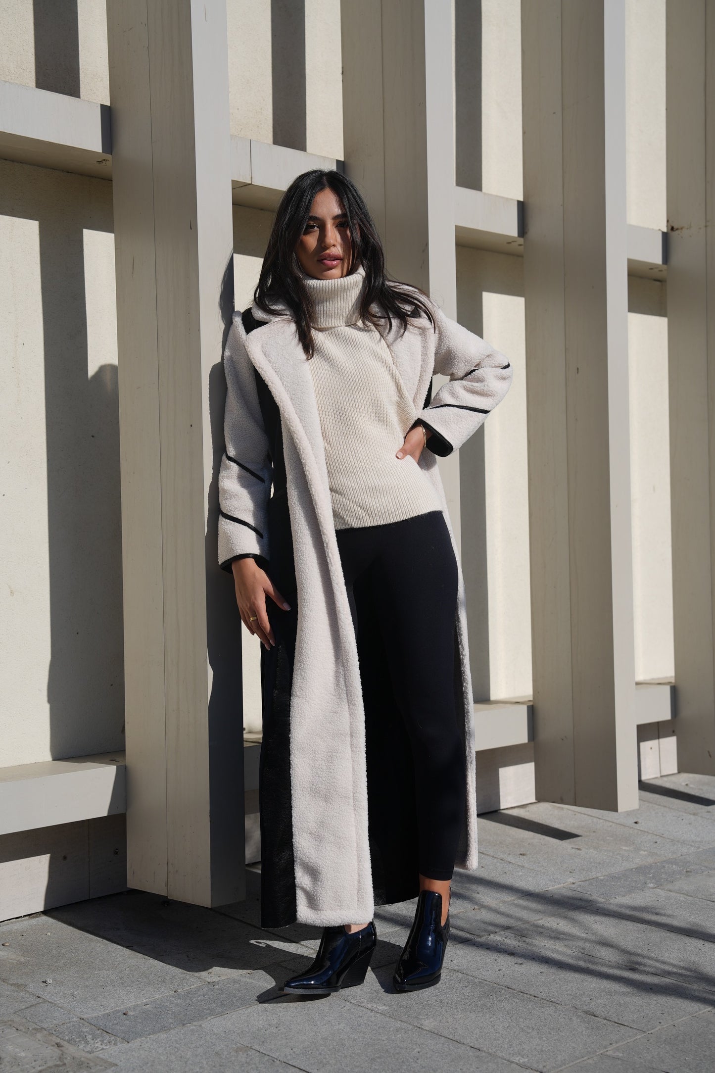 7482 Black Furwa With Side Pockets (Mother Daughter Collection)