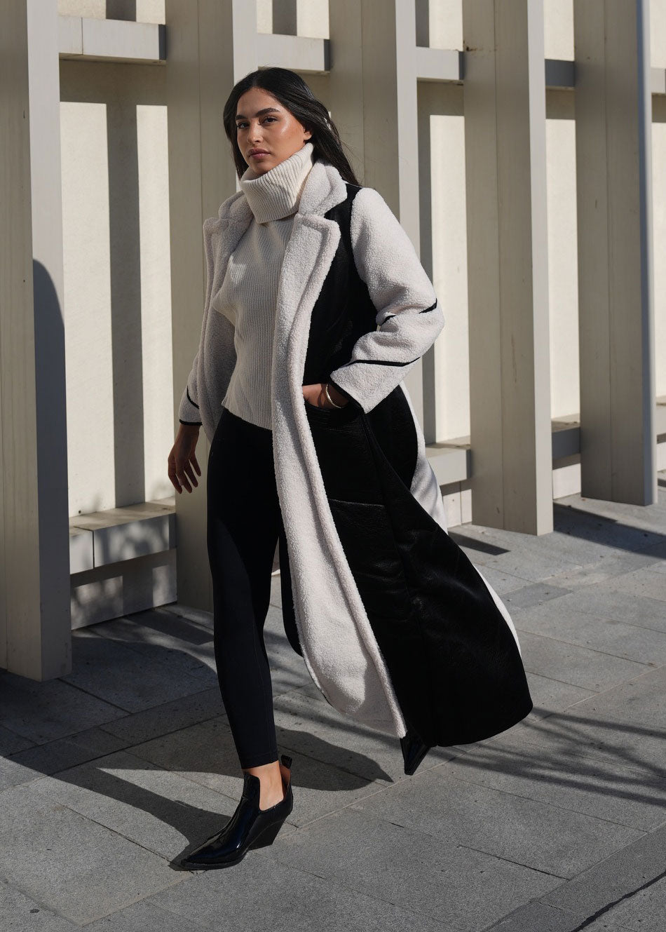 7482 Black Furwa With Side Pockets (Mother Daughter Collection)