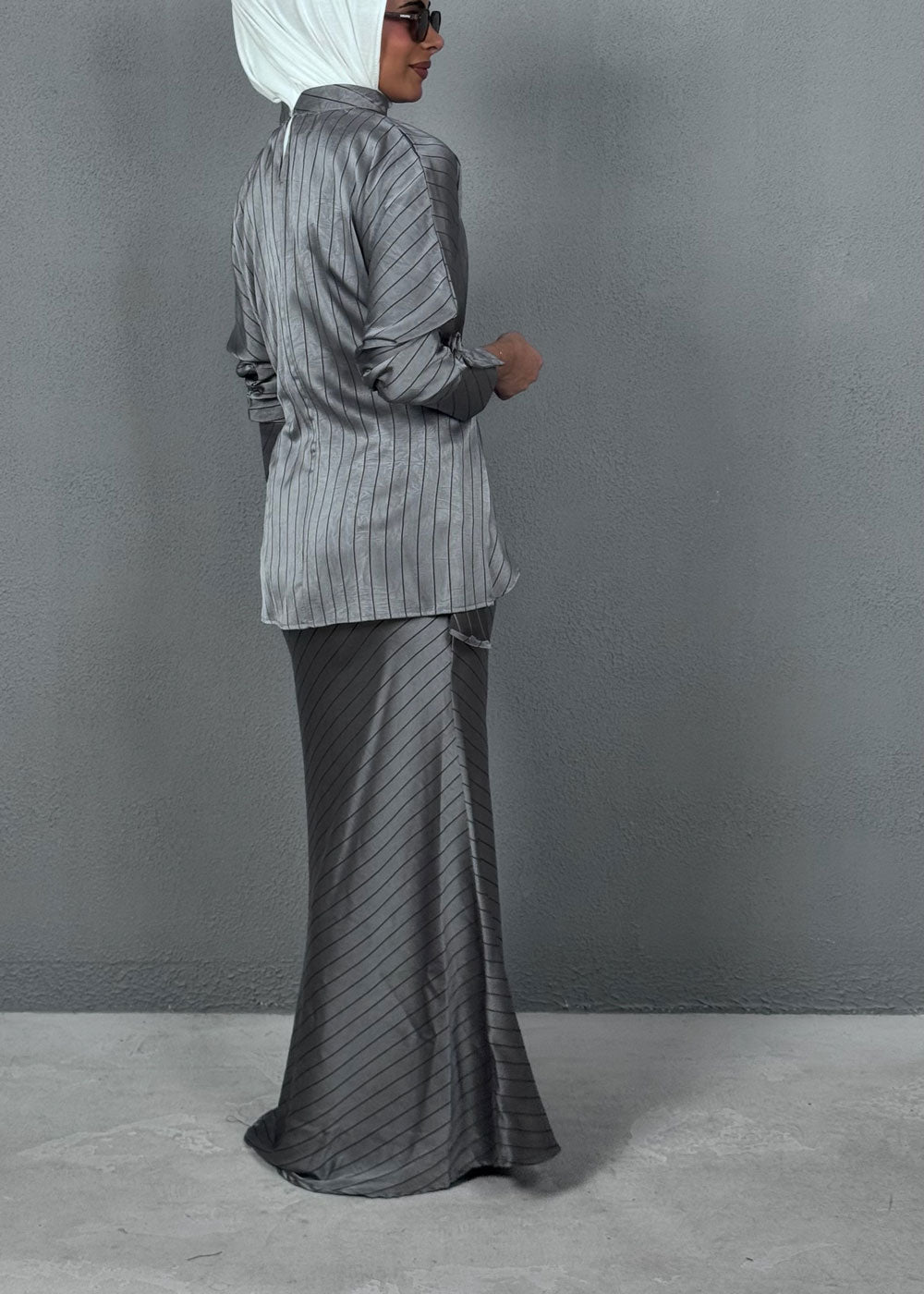 7860 Grey Stripe Set For Women