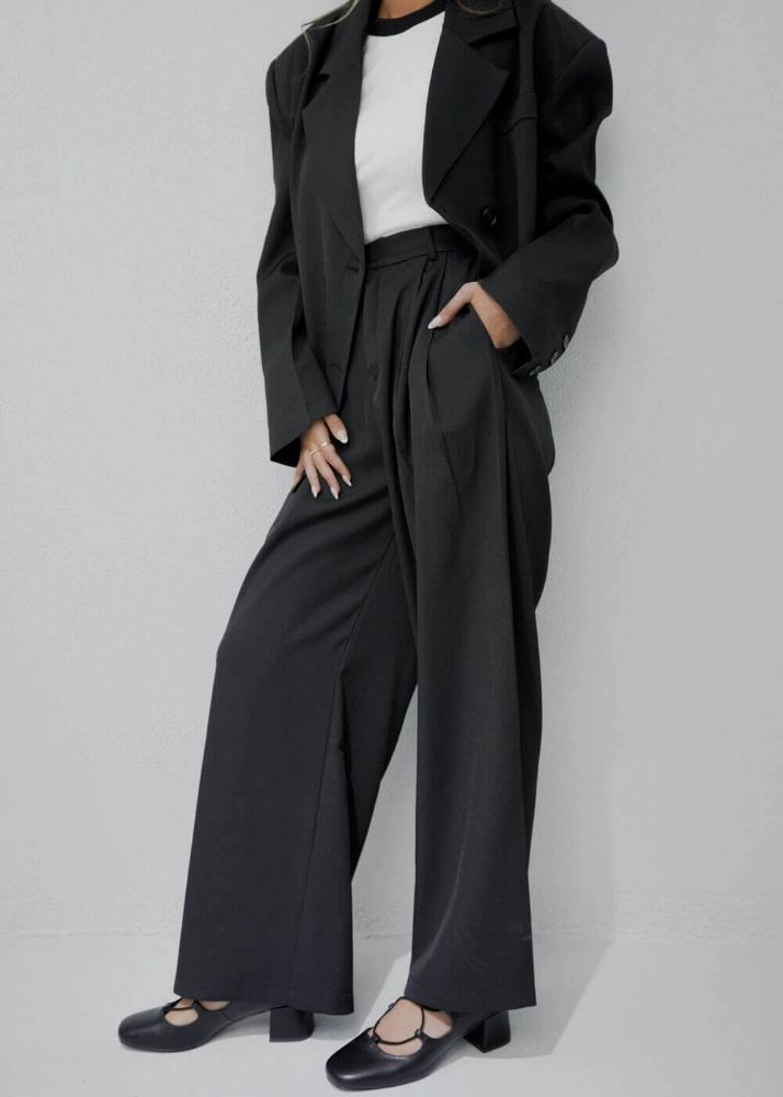 Picture of 7379 Black Blazer And Pant Set For Women