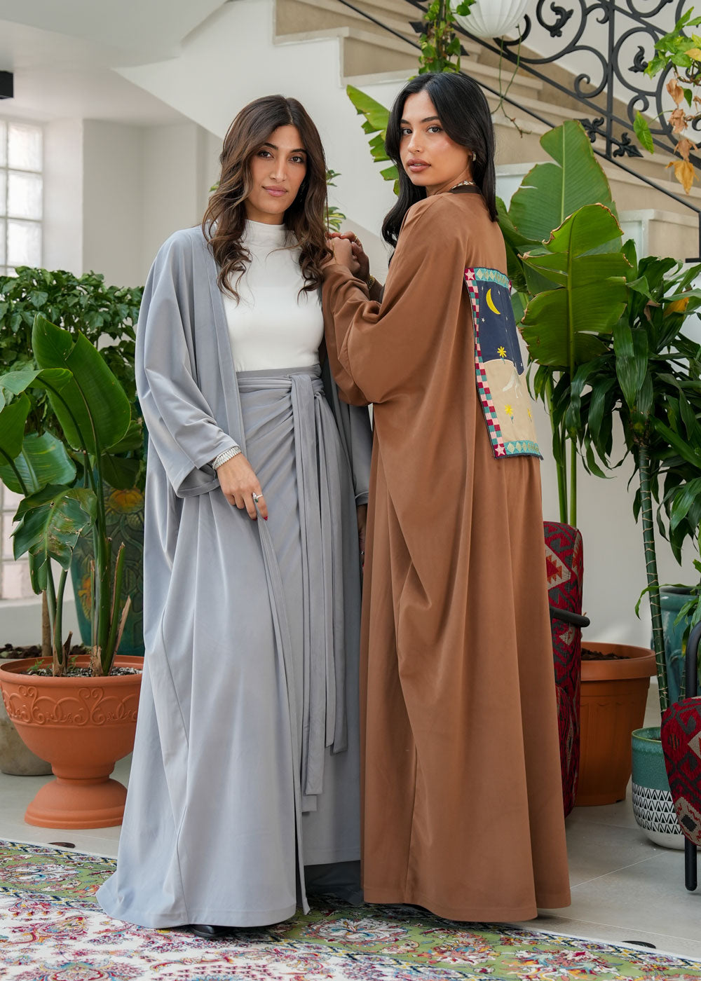 طقم دارا بشت متعدد الألوان رقم 8087 للنساء