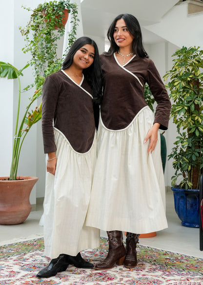 8073 Brown And Off White Velvet Daraa For Women