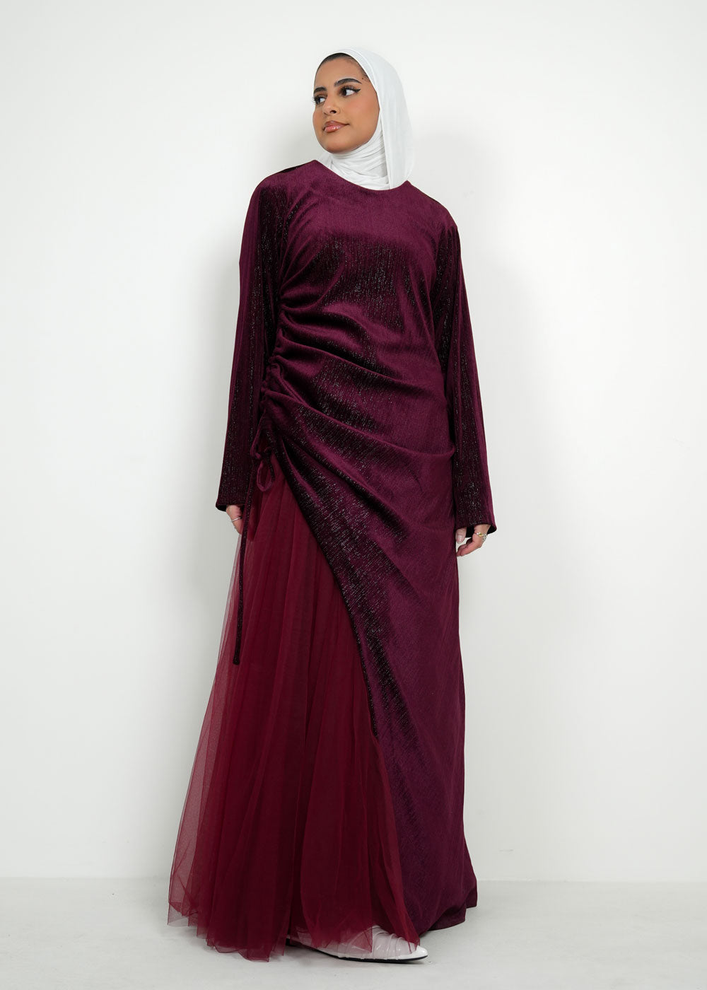 8098 Maroon Velvet Daraa Set For Women