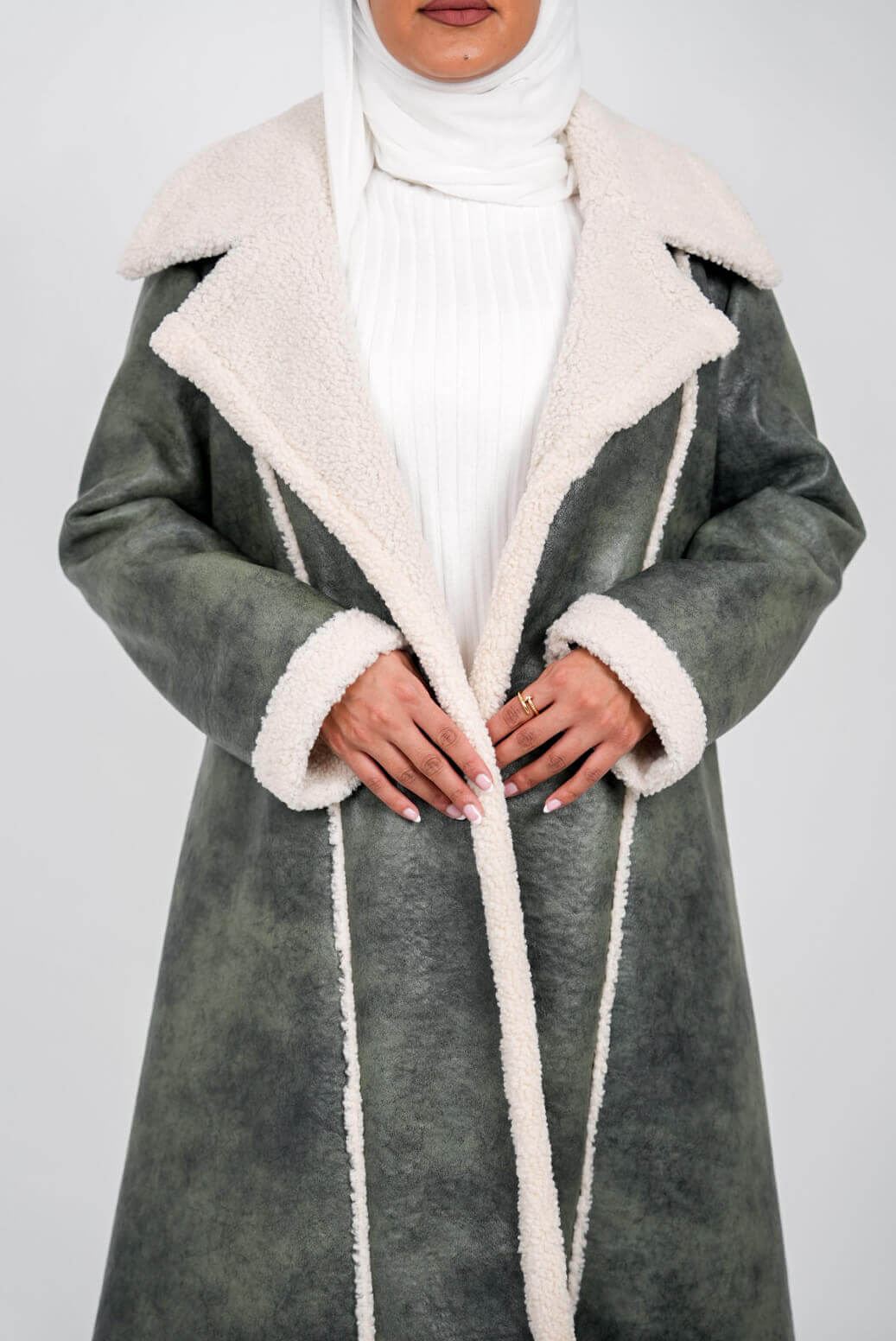Multi-Color 7483 Furwa With Broad Collar For Women FW2023