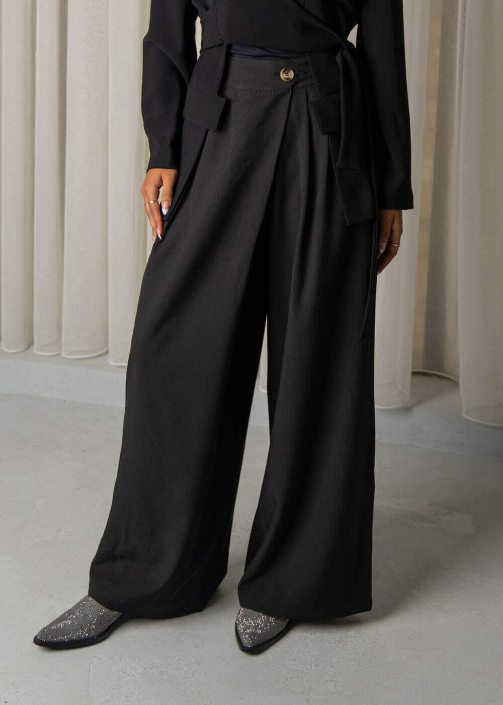 7503 Black Chinos Pants For Women