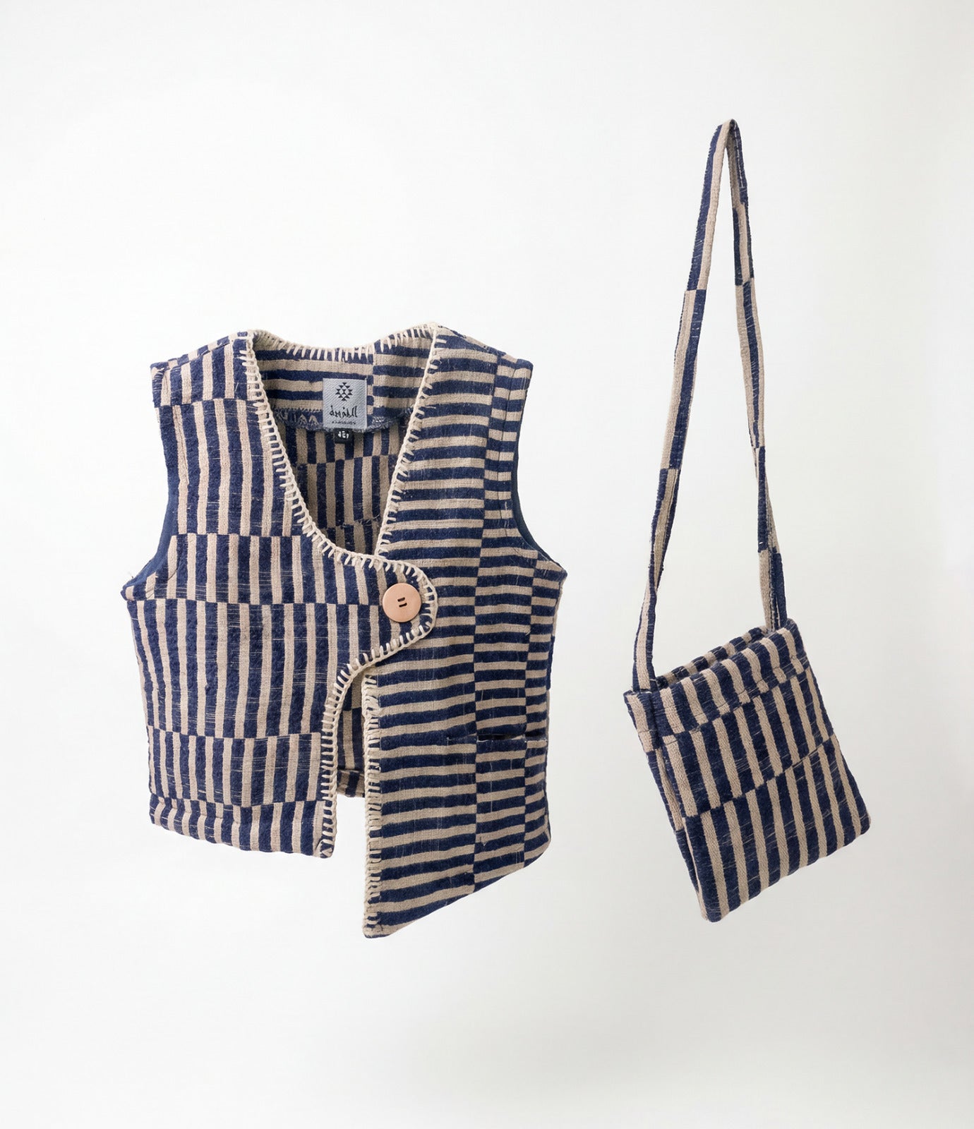 Boys’ Blue Patches Gergean Vest With Bag Al Jazeera