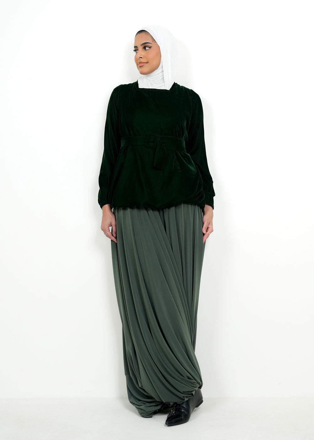 8076 Dark Olive Velvet Daraa Set For Women