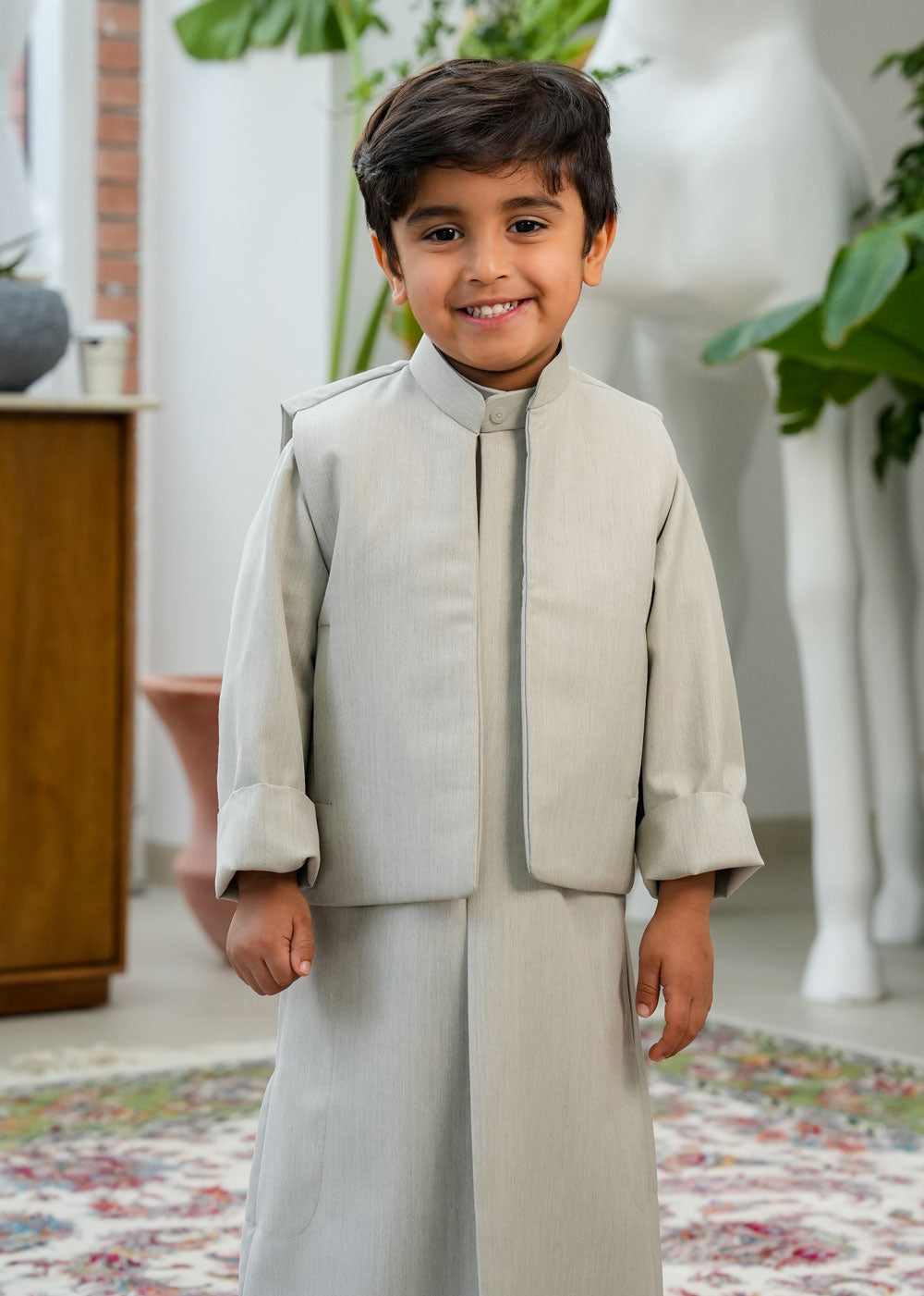 Beige Dishdasha Set With Vest And Bag D4