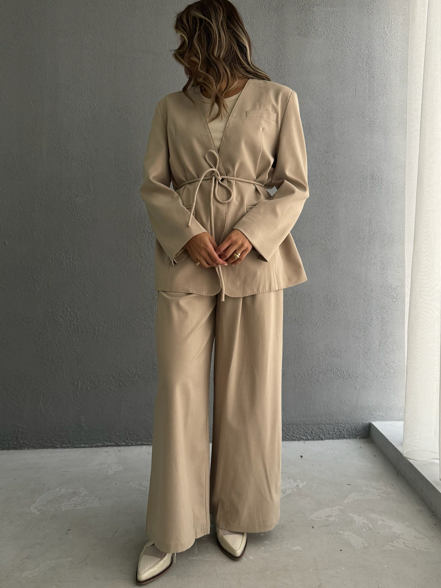 7662 Beige Blazer Set With Pants For Women – Thoubi