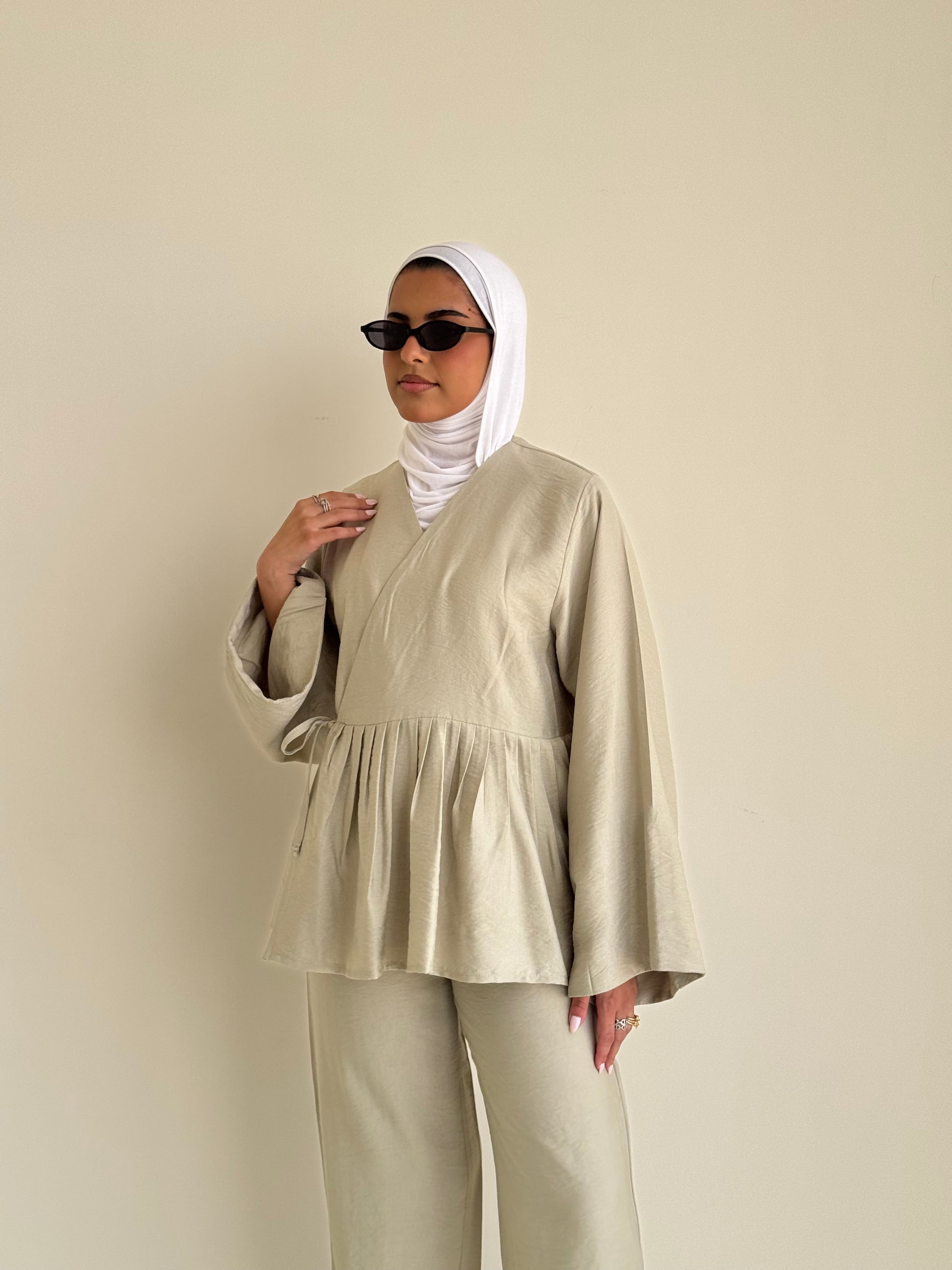 8234 Multi-Color Top And Pants Set For Women