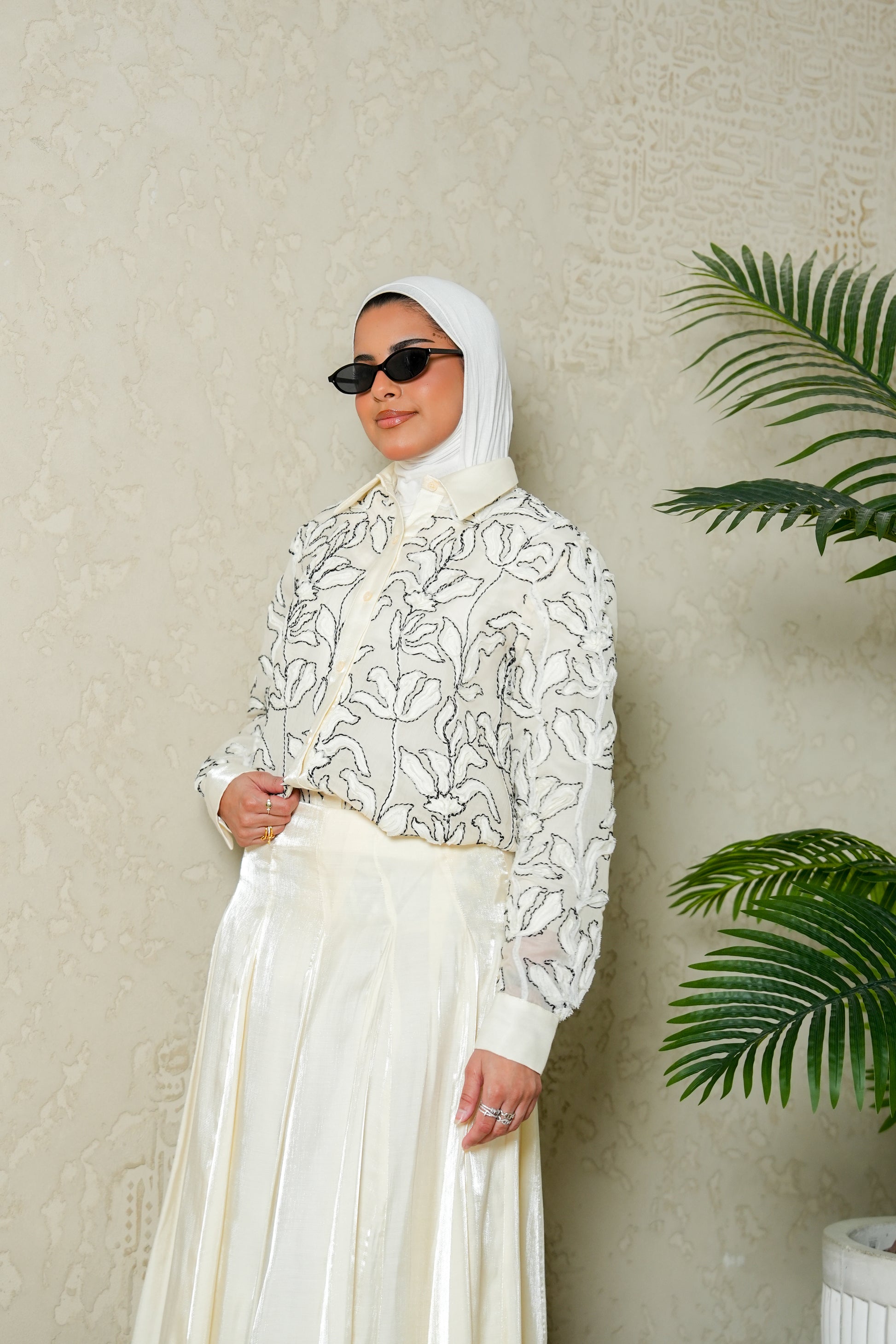 8112 Off White Shirt And Skirt Set For Women