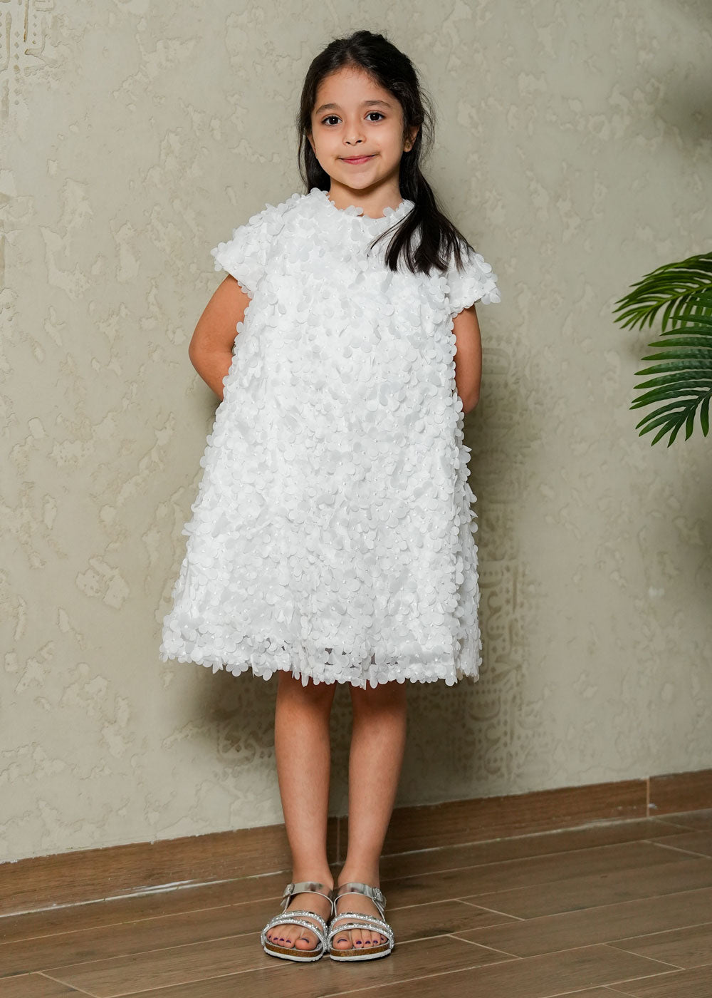 8113 White Sleeveless Dress For Girls