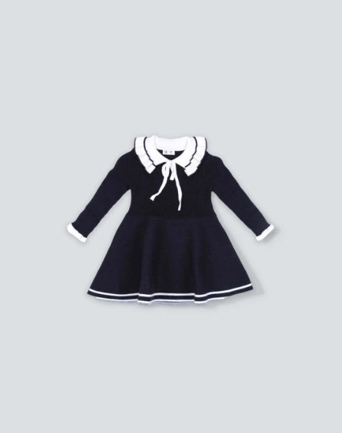 7156 Black And White Collar With Robe For Girls