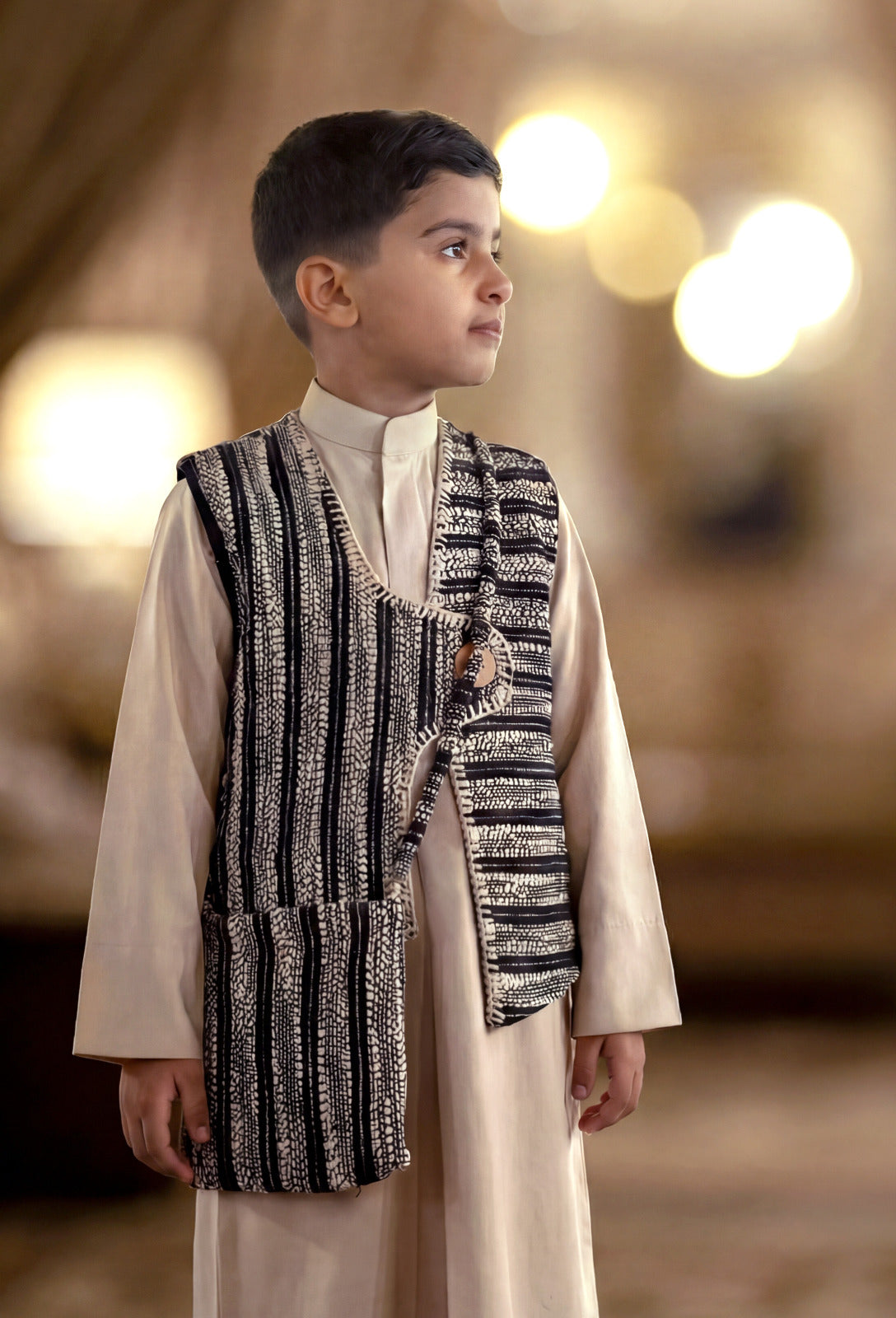 Boys’ Navy Blue Stripes Gergean Vest With Bag Al Jazeera