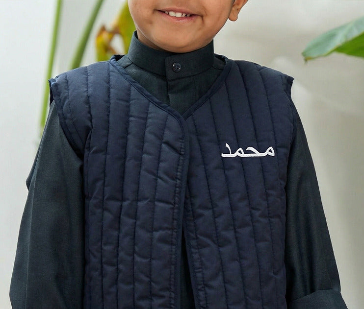 8059 سترة زرقاء داكنة بنقشة أشجار النخيل للأولاد