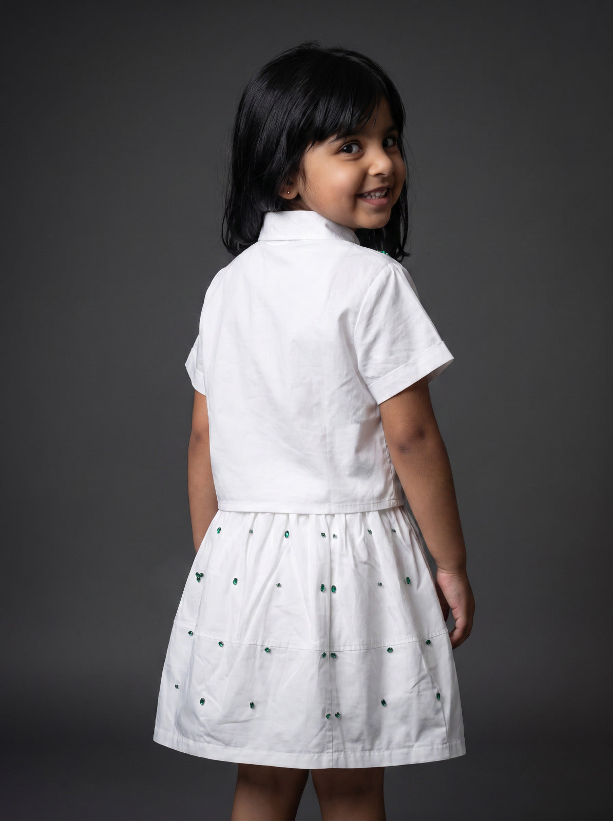 8330 White Shirt And Skirt Saudi Set For Girls