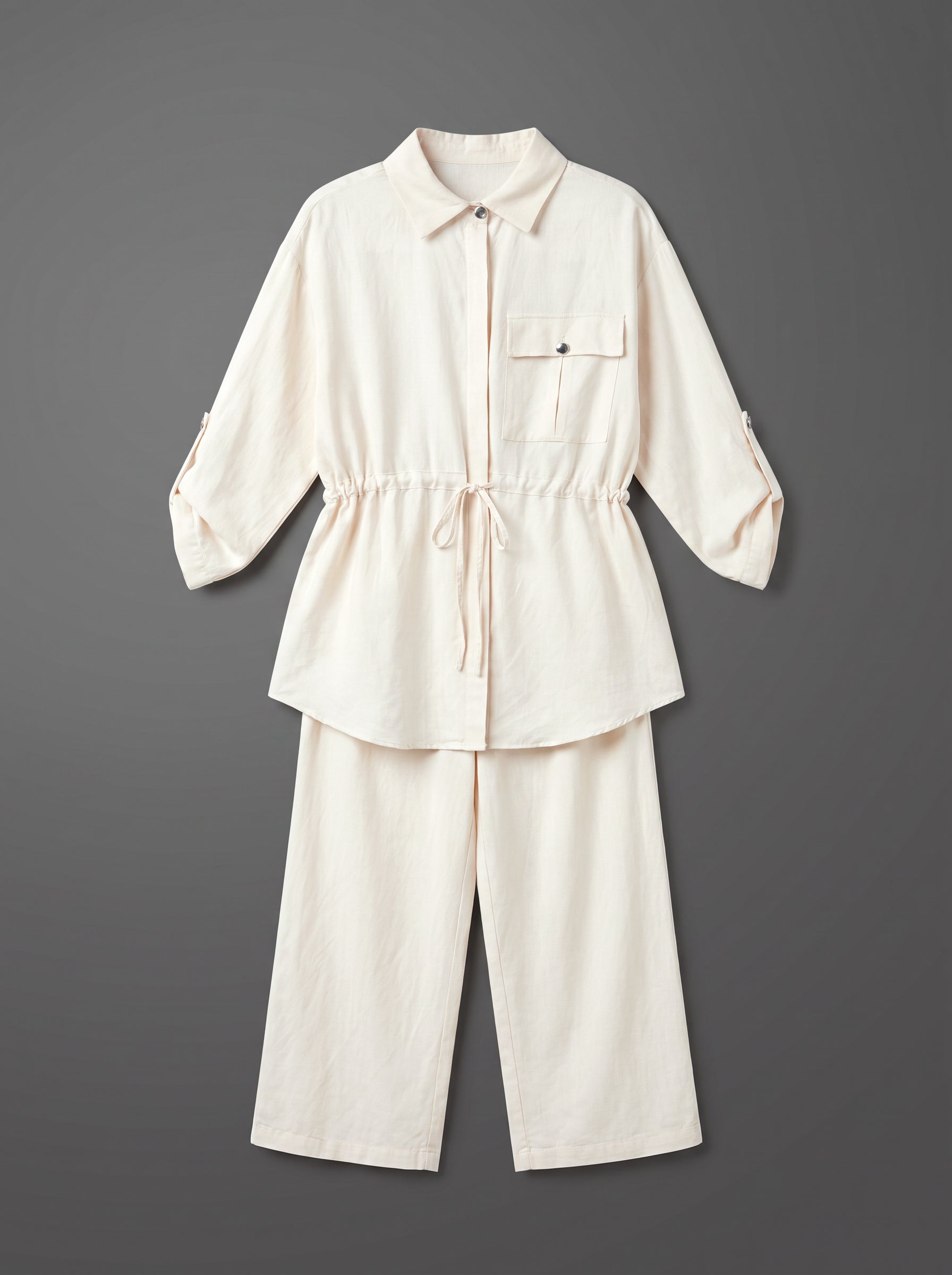 8200 White Shirt And Pants Set For Women