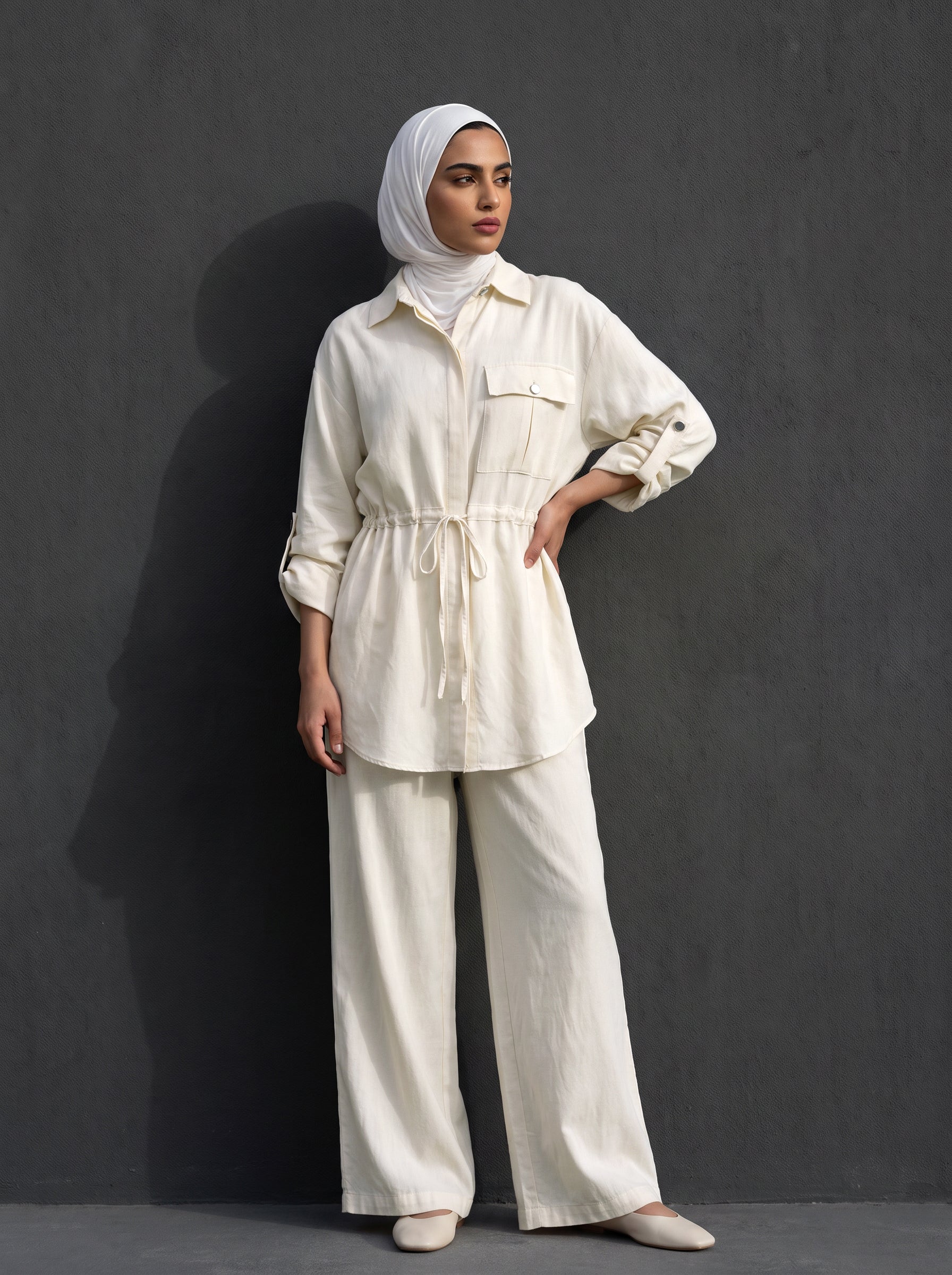 8200 White Shirt And Pants Set For Women