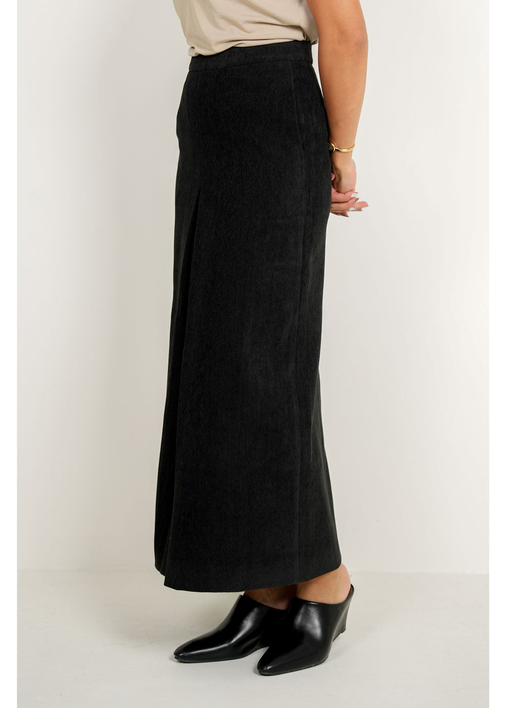 7727 Black Skirt For Women