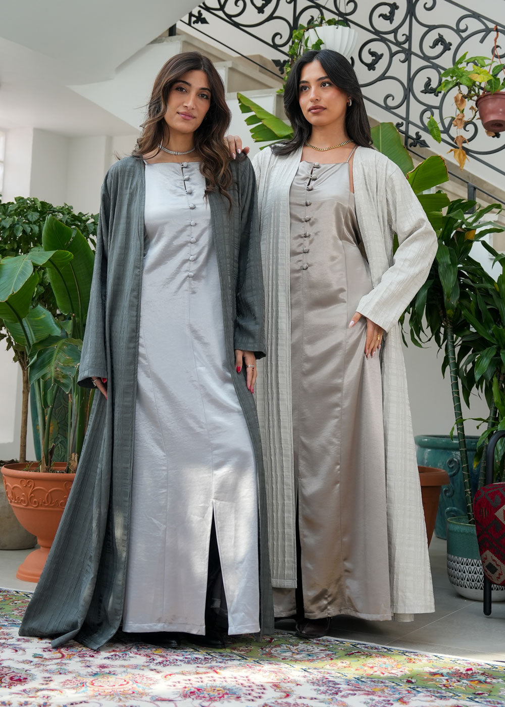 طقم دارا 8072 فضي رمادي للنساء