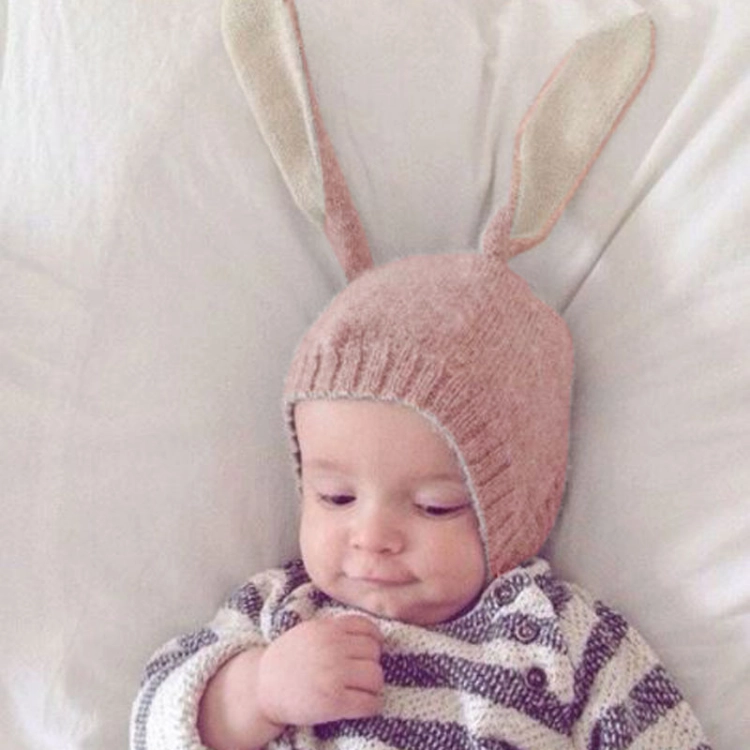 صورة قبعة شتوية أرنب وردي للأطفال - مناسب لعمر 6-18 شهرًا