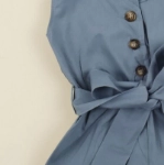 صورة فستان أزرق فاتح بلا أكمام للبنات (مع امكانية طباعة الاسم)
