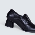 صورة حذاء مونك أسود -نساء