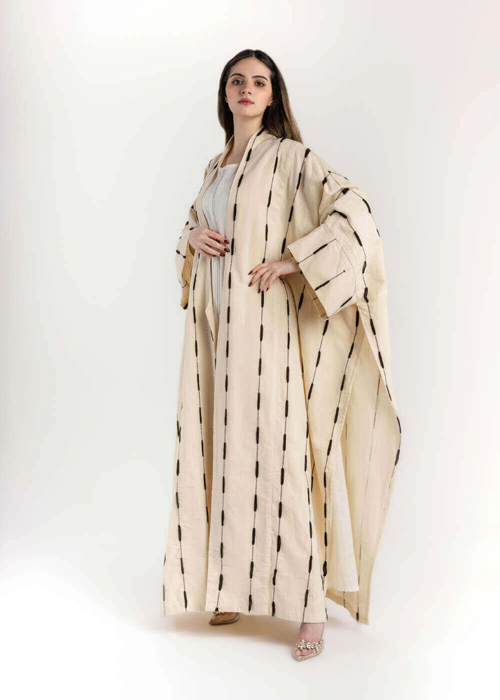 Picture of 23SS1TB6ST7302 Beige And Black Stripes Bisht Long Sleeveless Set